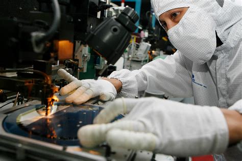 Becoming a manufacturing powerhouse remains a pipe dream for .